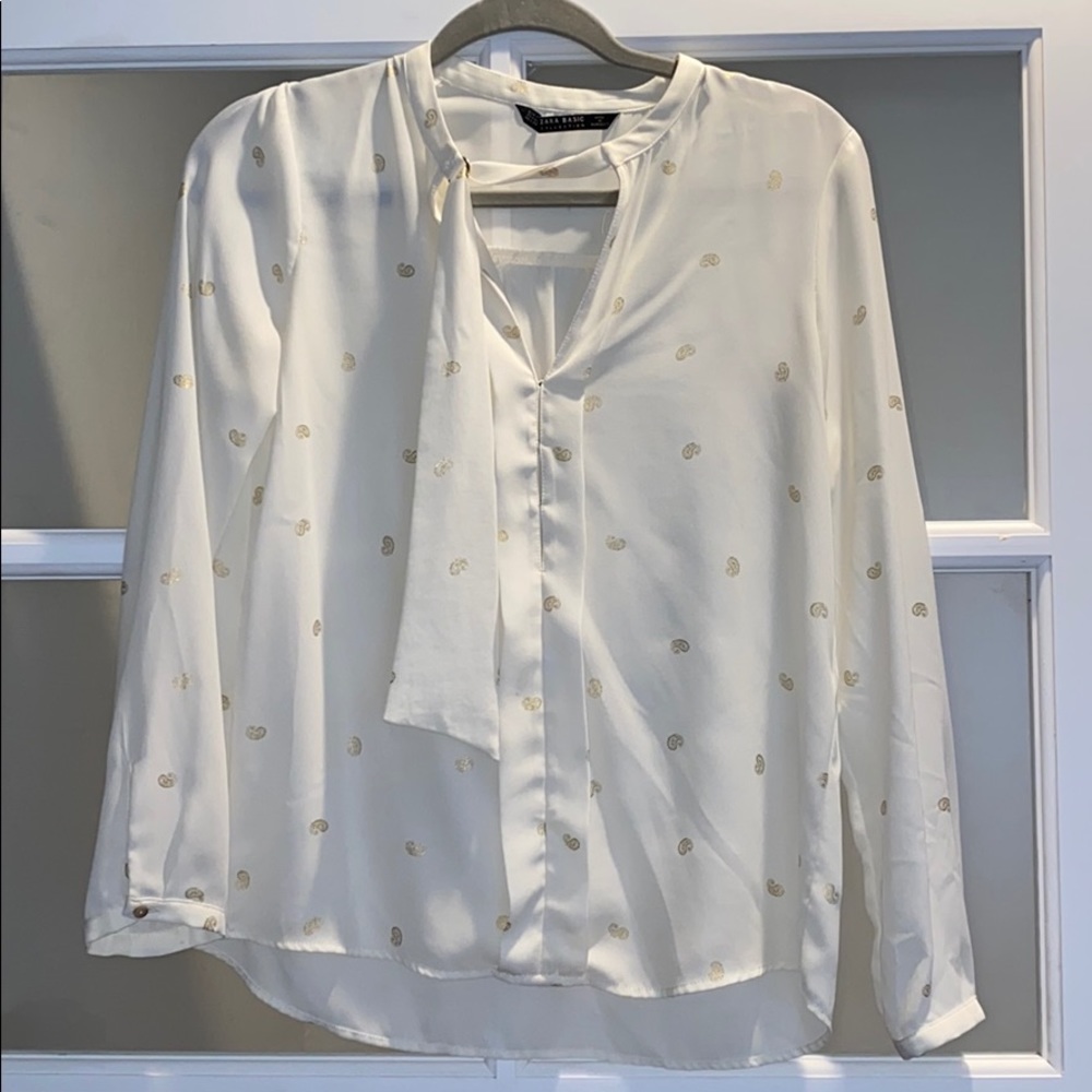 Zara cream blouse with gold paisley design